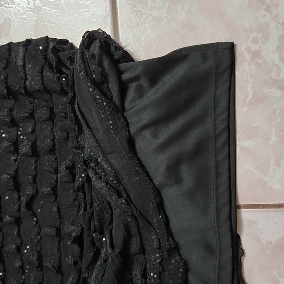 🎉HP🎉Little Black Dress Suzy with sequins and ruffled - lined stretchy form fit - Picture 8 of 12